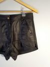 Shorts Suellen Ribeiro Couro