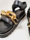Flat Louis Vuitton