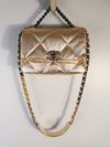 Bolsa Chanel 19 Flap