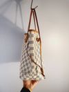 Bolsa Louis Vuitton Neverfull Damier Azur MM