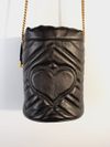 Bolsa Gucci Mini GG Marmont Bucket