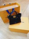Bolsa Louis Vuitton On My Side PM