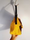 Bolsa Fendi Mamma Bucket Harako