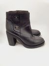 Bota Chanel