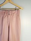 Calça em couro