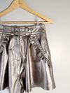 Shorts VZ x Scalia couro