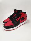 Tênis Nike Air Jordan 1 Mid Banned