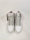 Tênis Nike Air Jordan 1 High