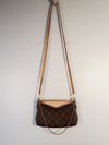 Bolsa Louis Vuitton Pallas clutch