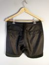 Shorts LMG couro