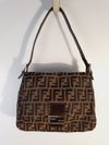 Bolsa Fendi Zucca Mamma Baguette