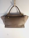 Bolsa Céline Trapeze Embossed Croco