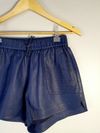 Shorts couro
