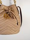 Bolsa Gucci Marmont Bucket Capuccino