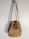 Bolsa Gucci Marmont Bucket Capuccino