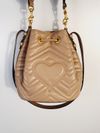 Bolsa Gucci Marmont Bucket Capuccino