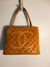 Bolsa Chanel Medallion