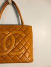 Bolsa Chanel Medallion