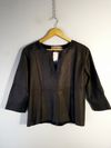 Blusa Juliana Sanmartin couro