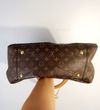 Bolsa Louis Vuitton Artsy MM