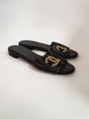 Flat Chanel