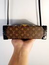 Bolsa Louis Vuitton Petite Malle monogram
