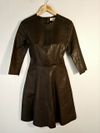Vestido Carina Duek couro