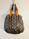 Bolsa Louis Vuitton Aviator Monogram Edição Limitada