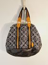 Bolsa Louis Vuitton Aviator Monogram Edição Limitada