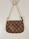 Bolsa Louis Vuitton Pochette Damier Ebene