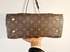 Bolsa Louis Vuitton Metis Hobo Monogram