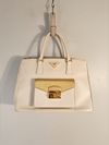 Bolsa Prada Saffiano Lux