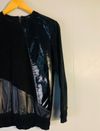 Blusa St Trois couro