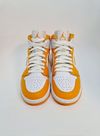 Tênis Nike Air Jordan 1 University Gold