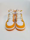 Tênis Nike Air Jordan 1 University Gold