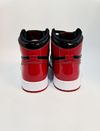 Tênis Nike Air Jordan 1 Retro
