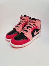 Tênis Nike Air Jordan Mid Coral Chalk
