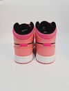 Tênis Nike Air Jordan Mid Coral Chalk
