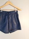 Shorts de Couro