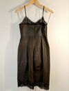 Vestido Juliana Sanmartin couro