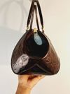 Bolsa Louis Vuitton Sherwood Verniz Amarante