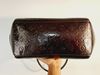Bolsa Louis Vuitton Sherwood Verniz Amarante