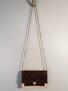 Bolsa Louis Vuitton Flore Chain Wallet