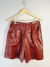 Shorts Nati Vozza couro