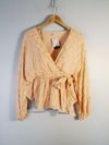 Blusa River Islands