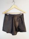 Shorts Jonathan Simkhai couro