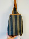 Mochila Fendi Pequin Sling