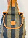 Mochila Fendi Pequin Sling