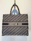 Bolsa Christian Dior Book Tote Grande