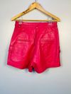 Shorts Nati Vozza Mara couro